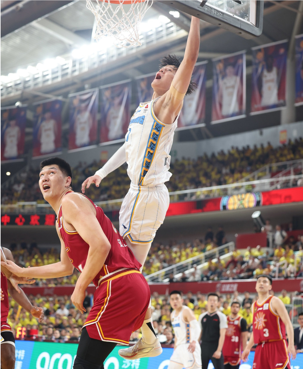 刘传兴:上赛季对曾凡博犯规我问心无愧 不是故意的我不做过多解释