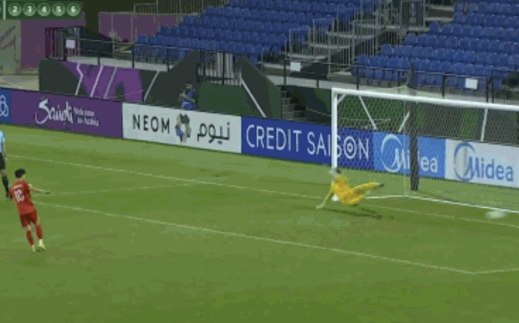 开云-门“犟” 揪出韩国队头号罪人:点球战7扑救全猜错方向 6次扑右侧