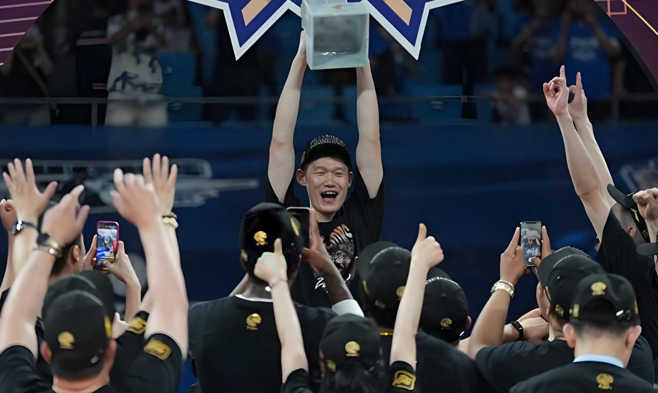 开云-篮球媒体人:CBA升降级具体的方案出炉