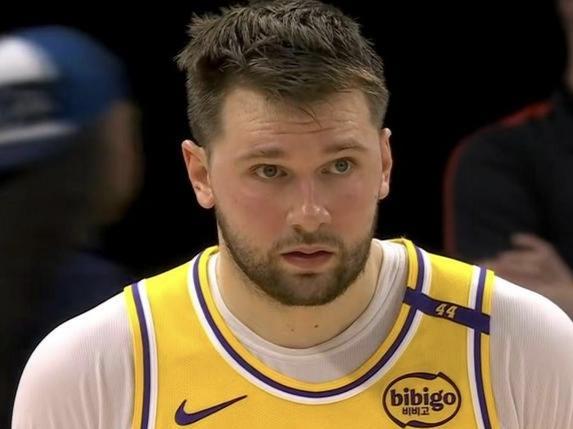 开云APP-东契奇30分湖人加时绝杀掘金，约基奇体力不支湖人逃过一劫