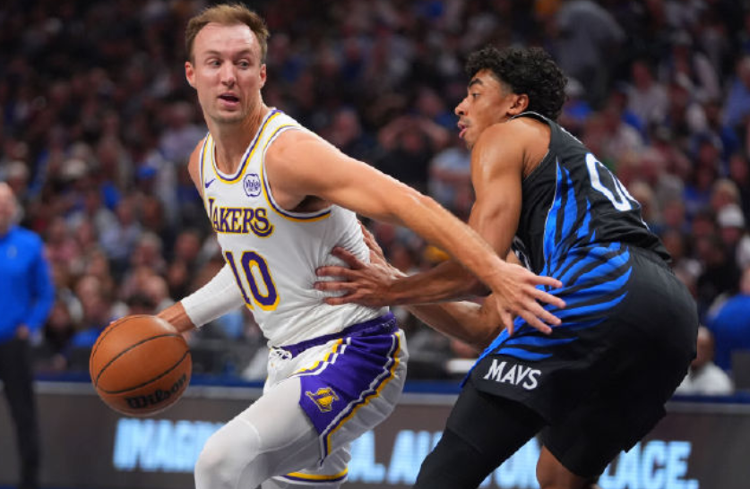 开云体育下载-53+45+94！神级交易，我以为他是来辅助老詹的...